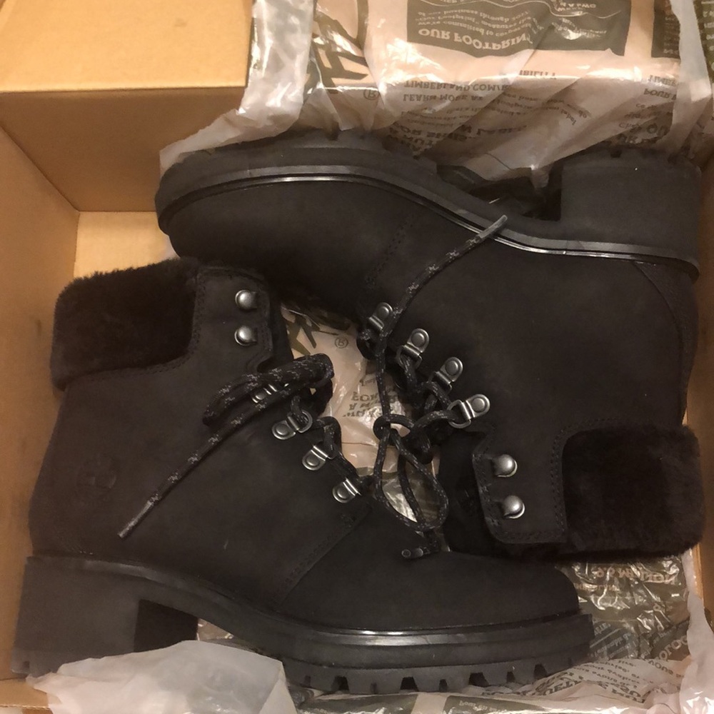 Kinsley Waterproof Mid Hiker Black Nubuck Boots